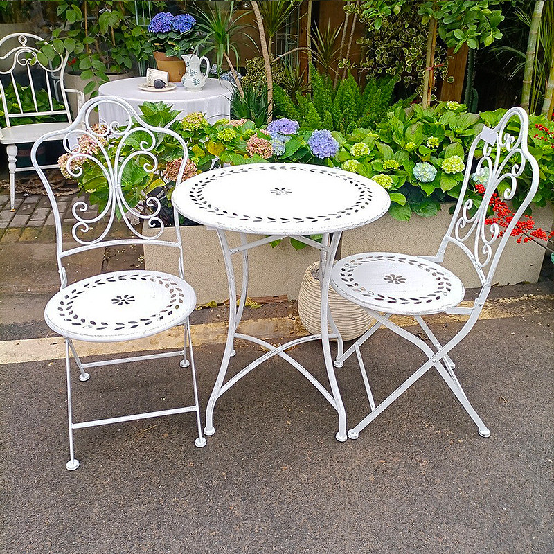フランスのカントリースタイルの鉄製テーブルと椅子、屋外パティ - Outdoor Furniture Metal Chairs のレビューと価格